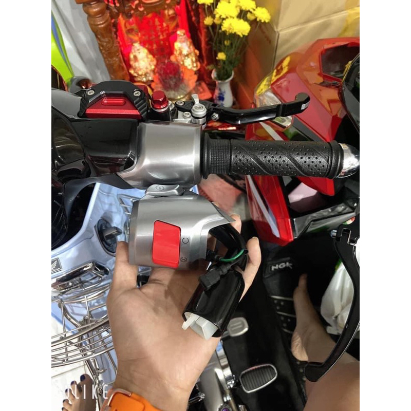 Cùm nút đỏ Châu Âu cho Cub125