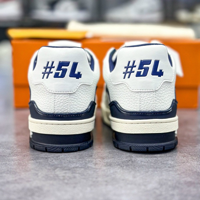 Siêu Phẩm Giày Thể Thao Sneaker L/v Trai.ner #54 Signa.ture Mari.ne Blue Trắng Xanh Cao Cấp Giày lv trainer trắng xanh