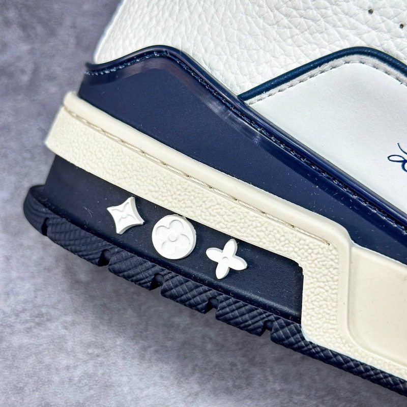 Siêu Phẩm Giày Thể Thao Sneaker L/v Trai.ner #54 Signa.ture Mari.ne Blue Trắng Xanh Cao Cấp Giày lv trainer trắng xanh