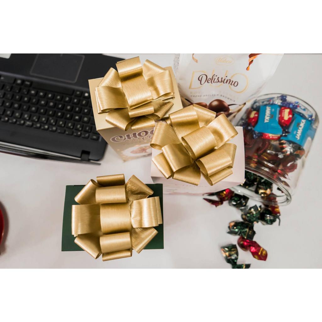 Kẹo Socola Nhân Cherry Hạt Dẻ Vobro Balan 210g Hộp Quà Có Thắt Nơ Quà Tết Sang Trọng