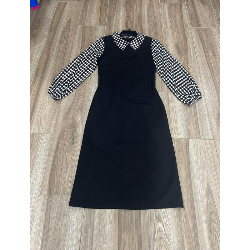 Đầm TM phối hoạ tiết tay dài thanh lịch