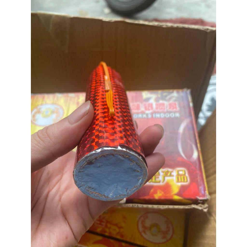 Nến điện Sân khấu Sự Kiện Đám cưới loại đỏ thường có mùi - có khói hộp 10 quả