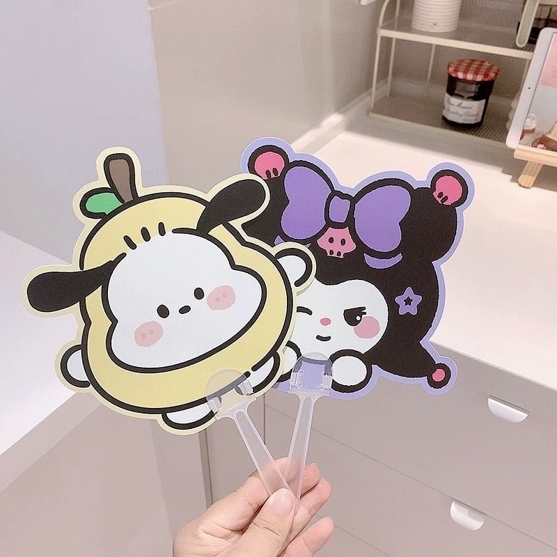 Quạt Nhựa Cầm Tay Hoạt Hình - BCorner