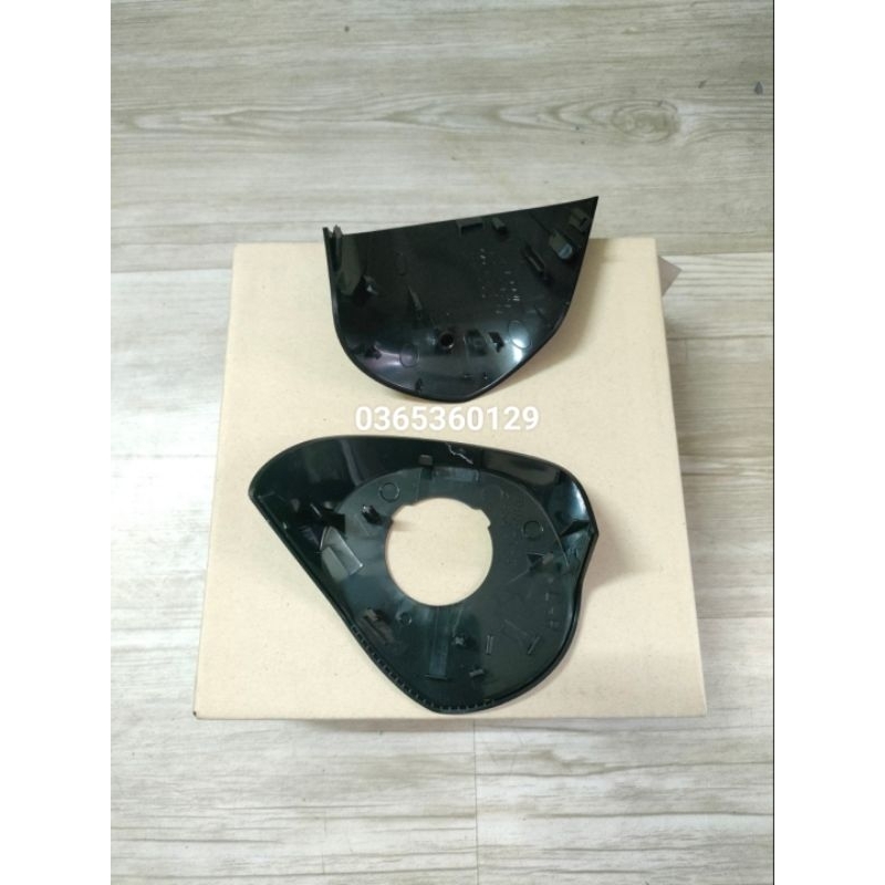 Ốp chân gương bên phải  Mazda 3 2015-2019 chính hãng