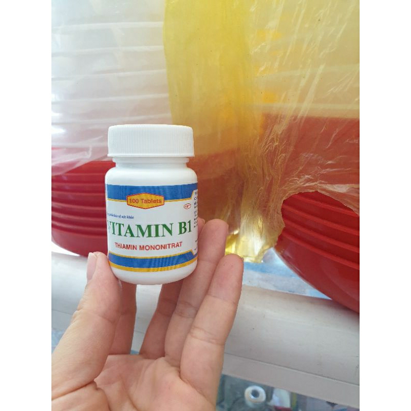 Vitamin B1 bổ sung cho gà tơ