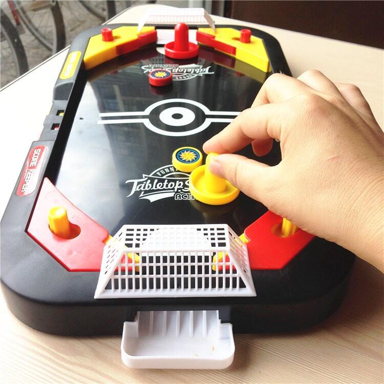 Đồ Chơi Bắn Bóng Mini 2in1 Bàn Air Hockey Sport Khúc Côn Cầu Và Bắn Bóng Trò Chơi Đối Kháng Phát Triển Tư Duy Cho Bé