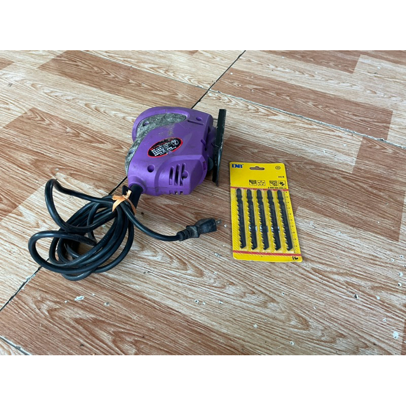 Cưa lọng mini xài điện 100 volt