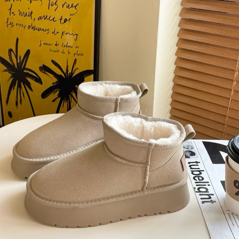 Giày bốt  cổ thấp da lộn đi tuyết đế dày mùa đông mũi tròn lót lông ấm áp mùa đông Yannie Lolita