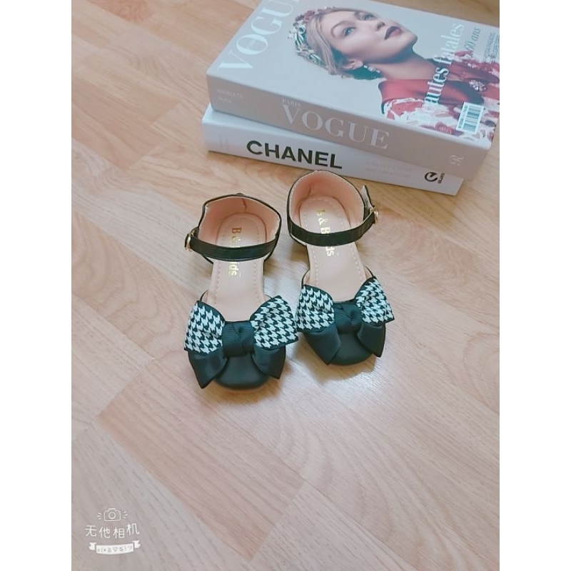 Giày nơ kẻ siêu kute