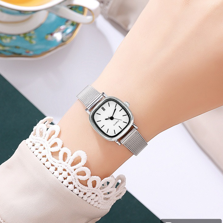Đồng Hồ Đeo Tay Nữ Dây Kim Loại Mặt Vuông Thanh Lịch DH27