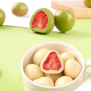 Socola bọc dâu tây sấy các vị