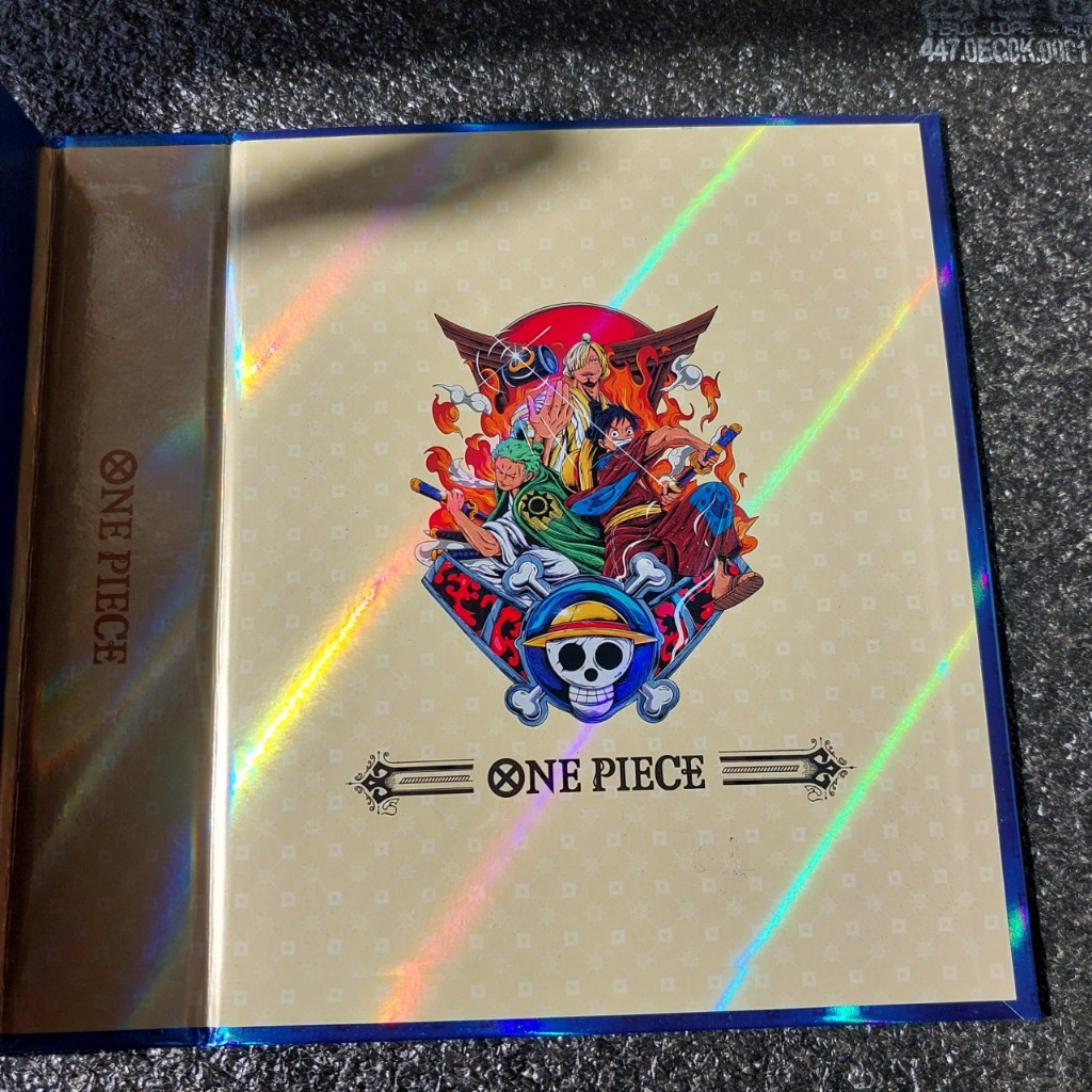 Hộp thẻ Không One Piece Blue Holo Rare sức chứa 400 - 500 card tặng 1 thẻ Anime ngẫu nhiên 1459 1-2