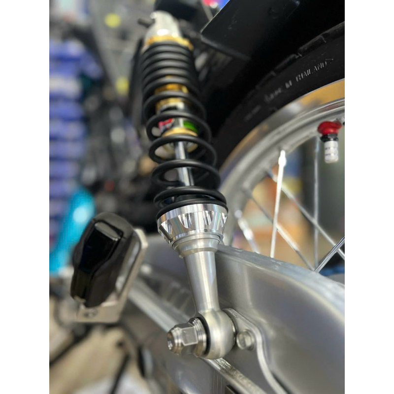 Phuộc yss lò xo khít đã vào chén chống cạ cate gắn wave Dream RS A110 fuled funeo wave 125