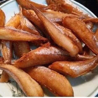 Cá đùi gà một nắng dai ngon khay 500gr