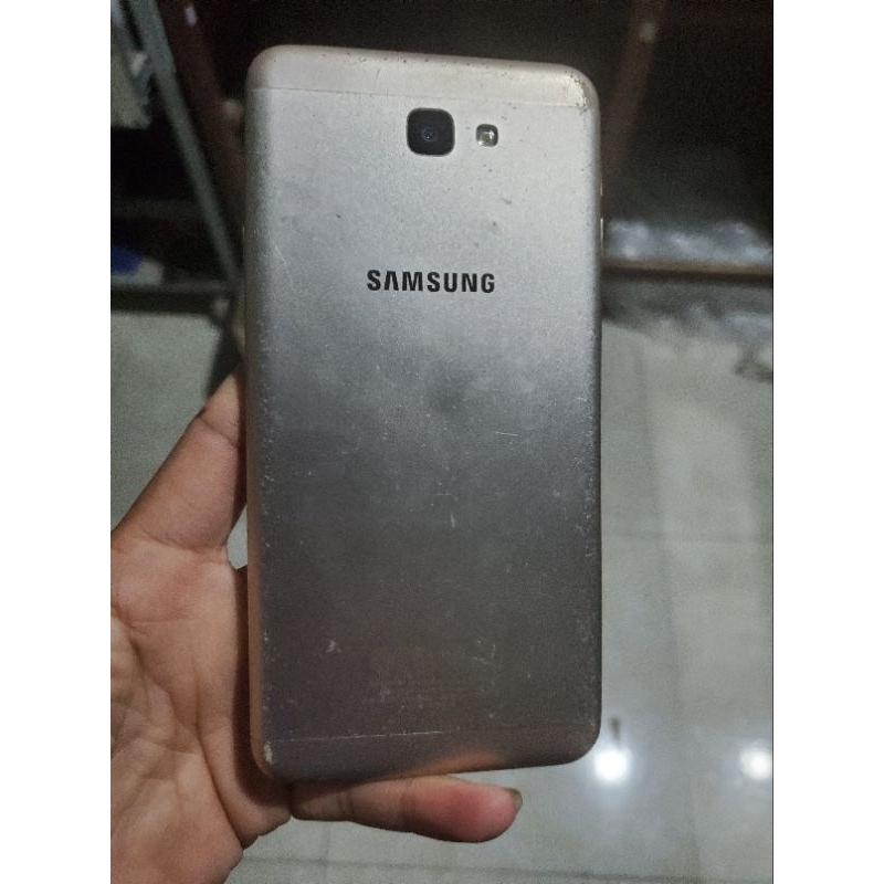 Xác sống samsung j7 prime hỏng màn hình