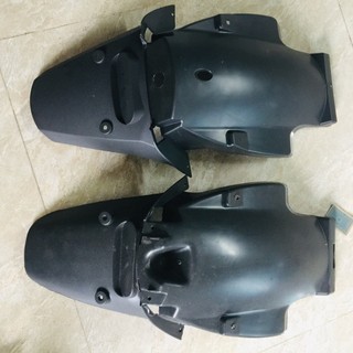 Chắn bùn sau xe điện Vespa, Dè sau xe điện Vespa, Bắt biển xe điện Vespa