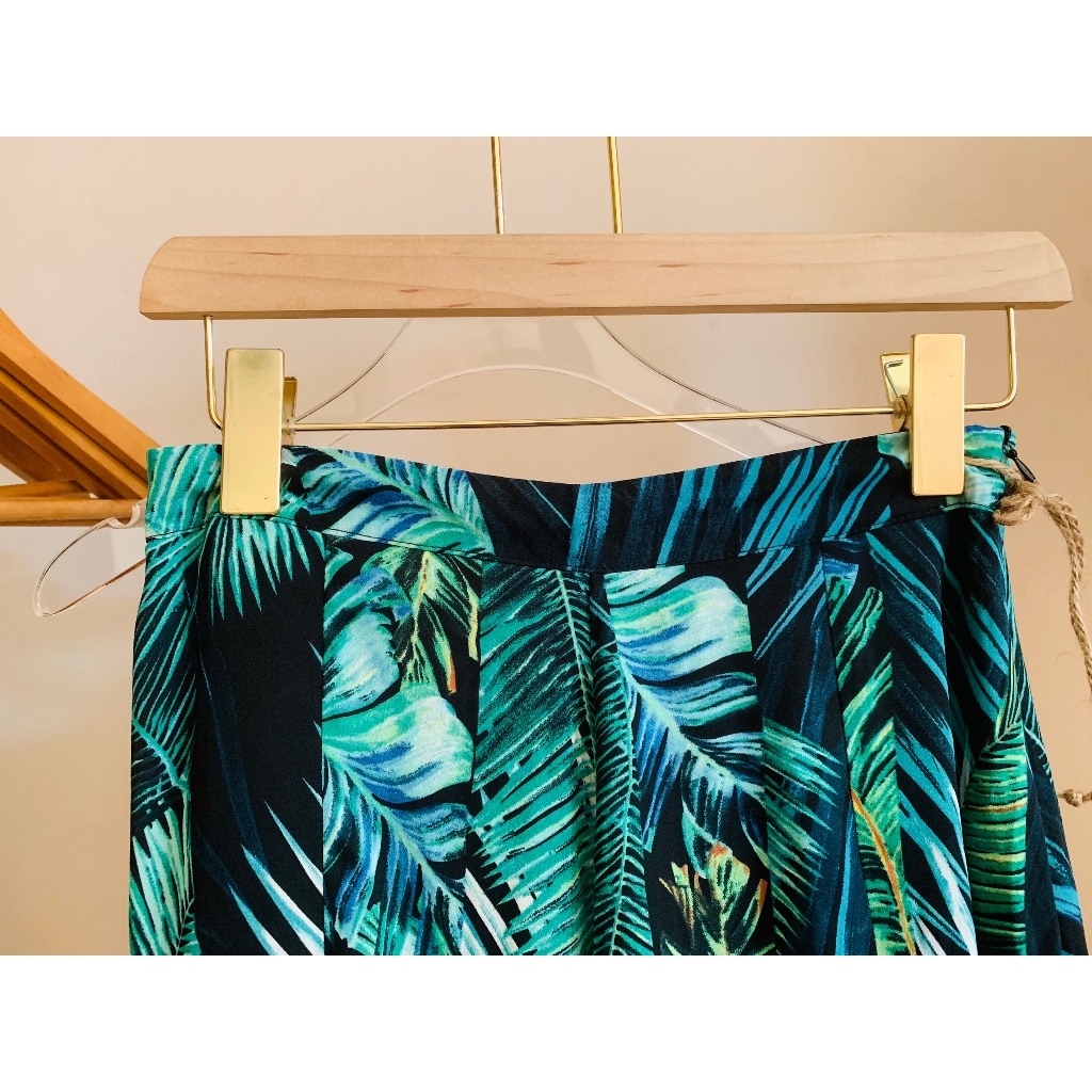 Váy voan đi biển dài xẻ tà trước và sau