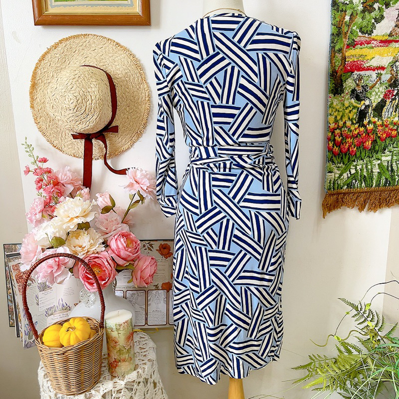 Wrap-dress xanh Diane von Furstenberg