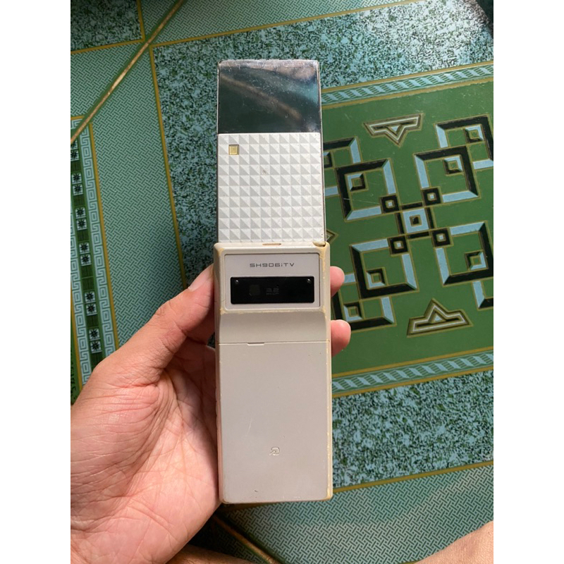 Điện thoại Softbank SH906i TV
