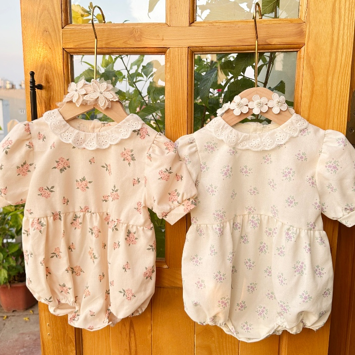 Bodysuit cổ ren tay bồng thô linen kèm băng đô