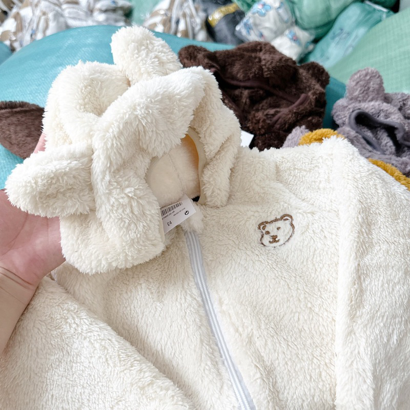 Áo khoác lông mũ thêu gấu 6 màu cho bé