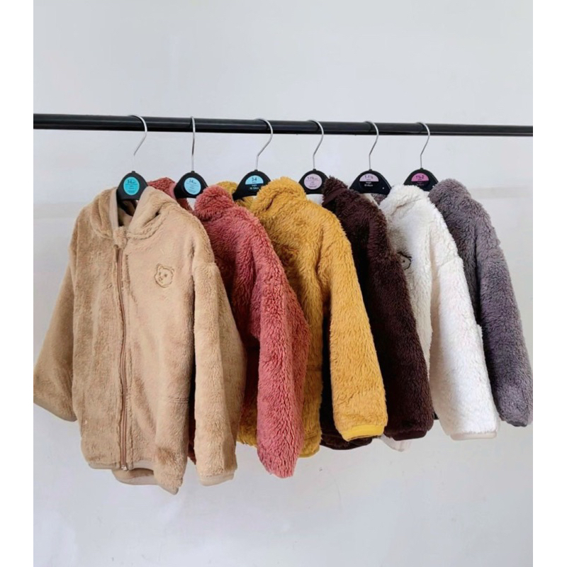 Áo khoác lông mũ thêu gấu 6 màu cho bé