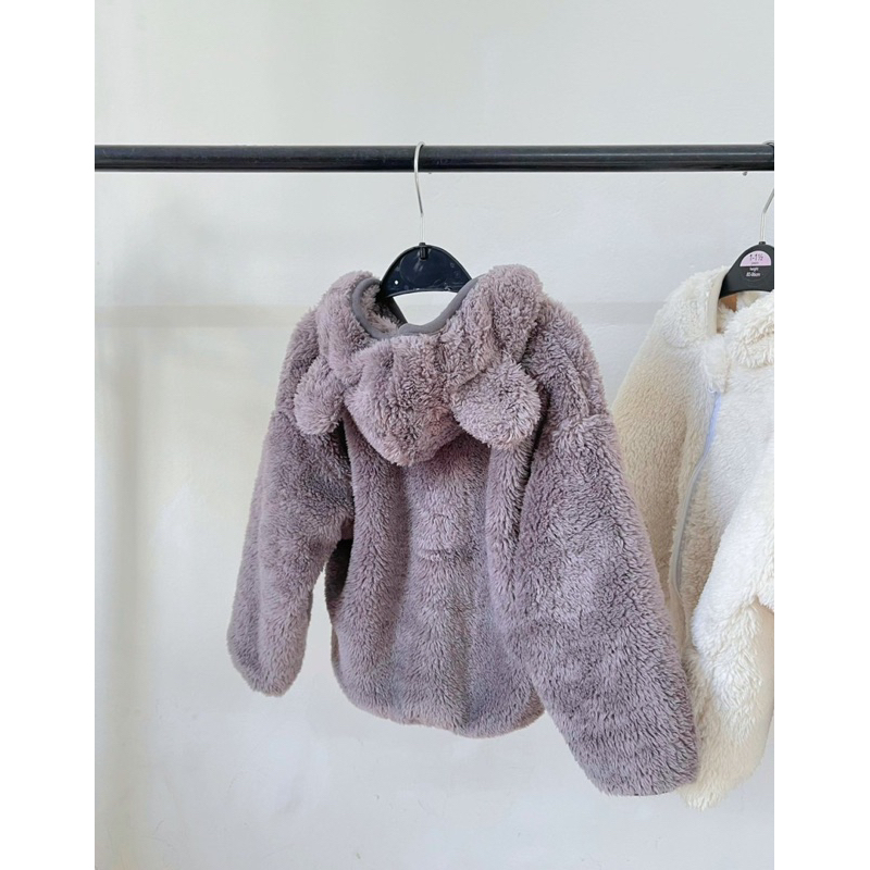 Áo khoác lông mũ thêu gấu 6 màu cho bé