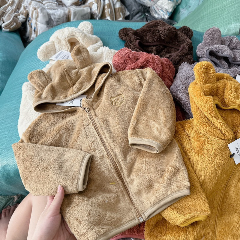 Áo khoác lông mũ thêu gấu 6 màu cho bé