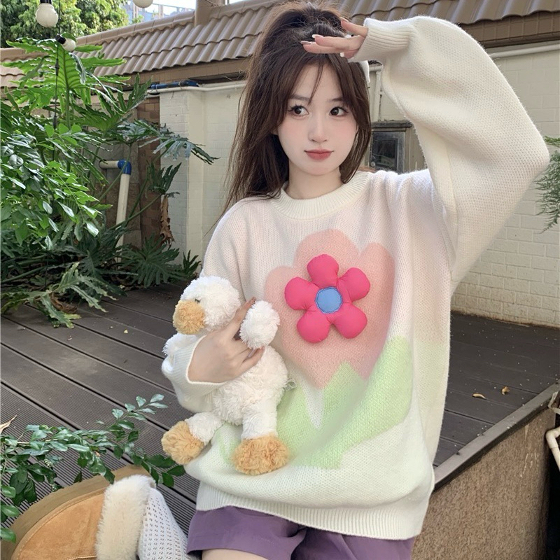 Áo len sweater cổ tròn hình bông hoa siêu xinh màu be và xanh pastel tôn da oversize dáng dấu quần ulzzang Hàn Quốc