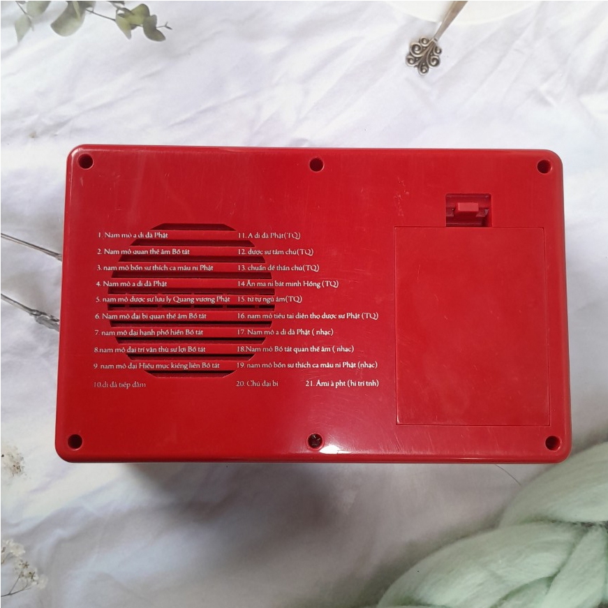 Máy nghe tụng kinh niệm Phật 21 bài có đèn