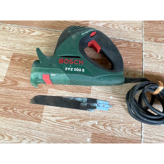 cưa kiếm Bosch xài điện 100 volt