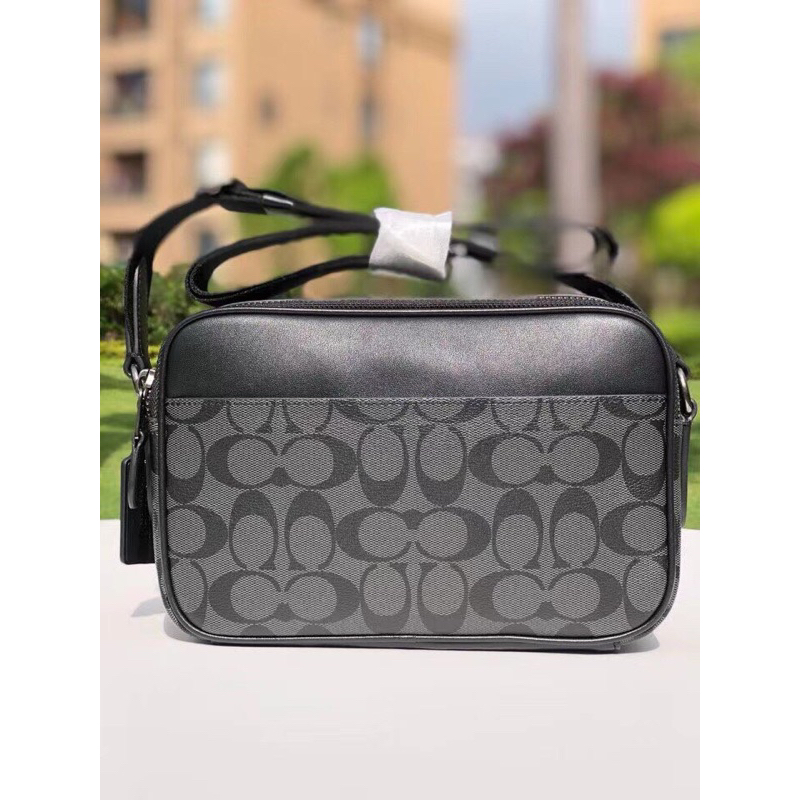 Túi nam đeo chéo Coach Graham Crossbody 2 ngăn xuất xịn