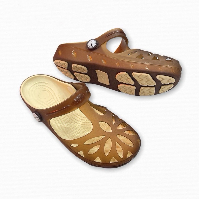 Giày sandal nữ, Giày nhựa nữ dẻo bít mũi nữ lỗ lưới hoa siêu nhẹ, chống nước
