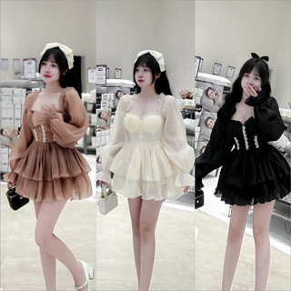 ĐẦM CỔ VUÔNG TAY DÀI VIỀN REN DÁNG NGẮN TẦNG XOÈ
