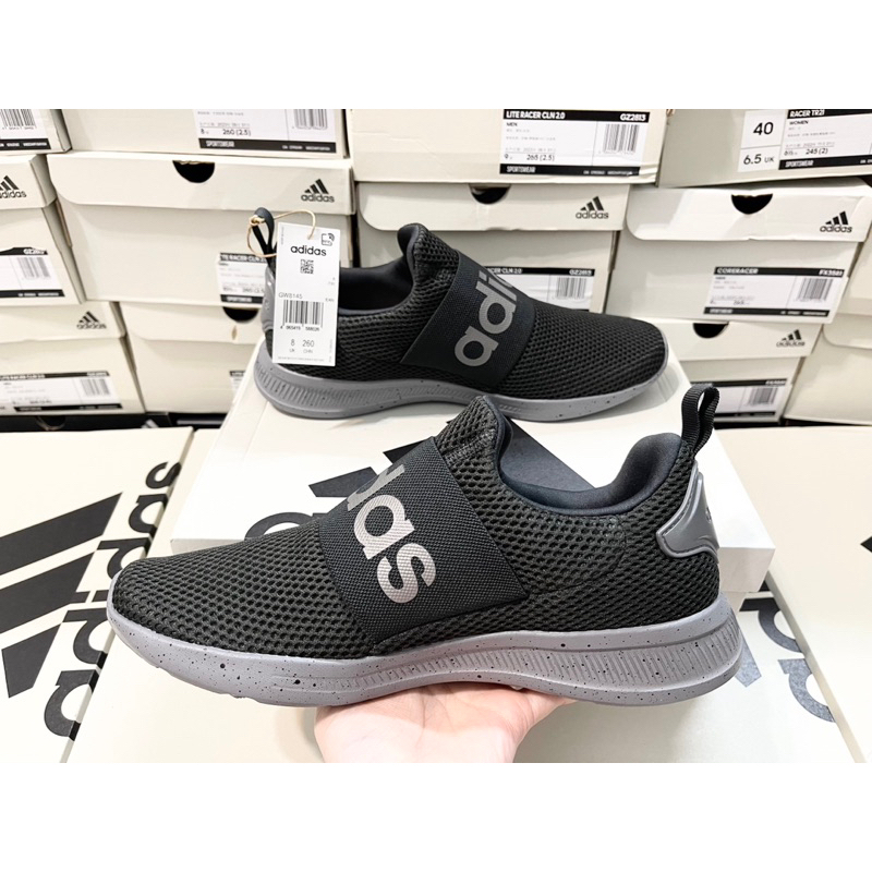 Giày Adidas full box, có mail mua hàng. Hàng có sẵn, bay size nhanh nên các ace chốt nhanh ạ