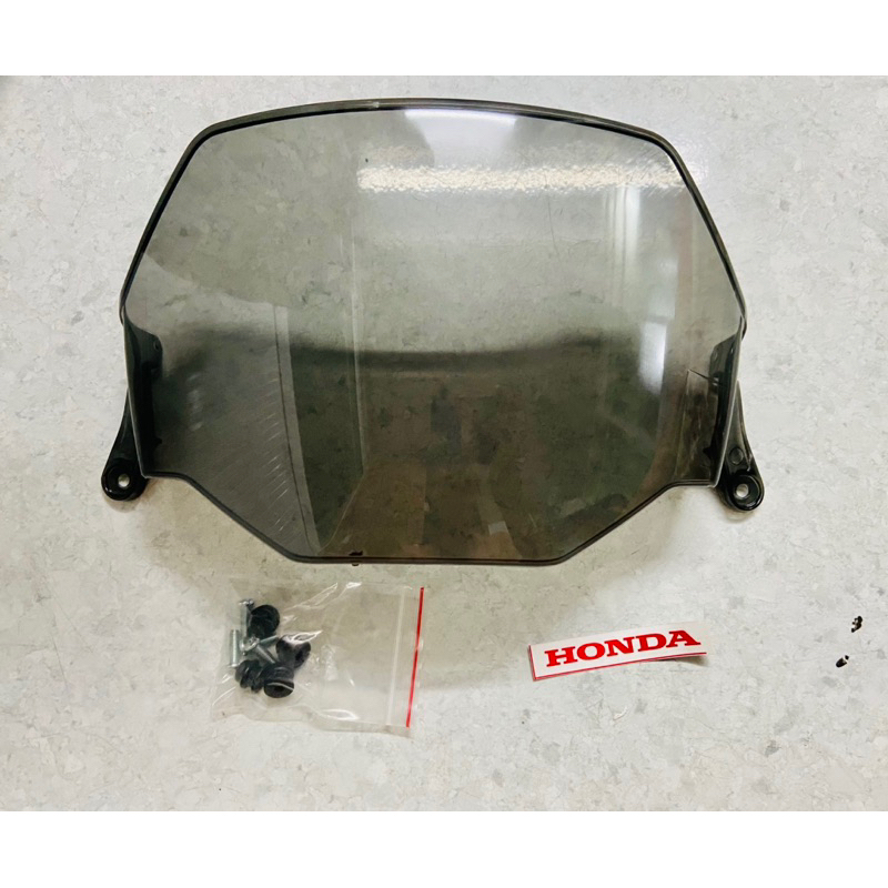 Kính mão chắn gió SH ý 2009 2010 2011 Tem honda đỏ + kèm ốc đầy đủ