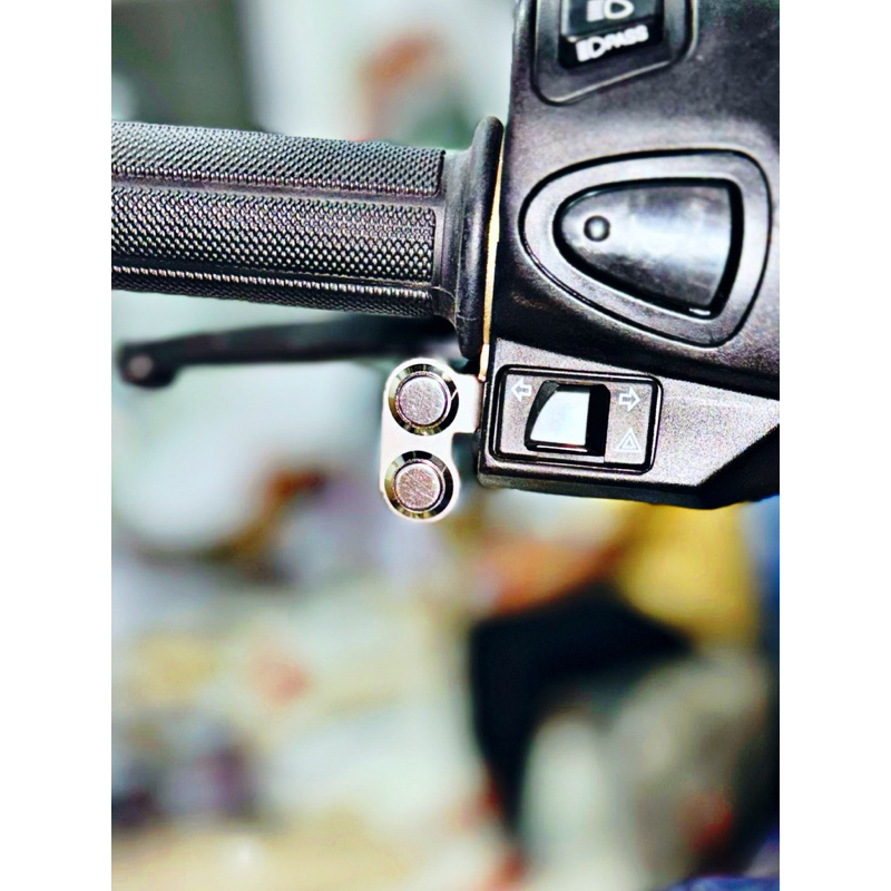 Công Tắc Đôi Lắp Ghi Dông Xe Máy INOX 304