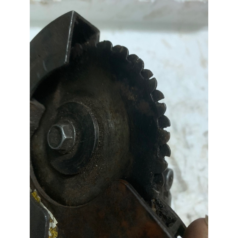 Máy cắt rảnh tường Nhật bãi