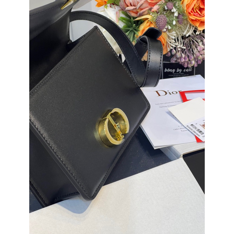 Túi đeo ĐO Mont dây da bản sup đủ màu Màu này khó find Fullbox size 24 w566-24