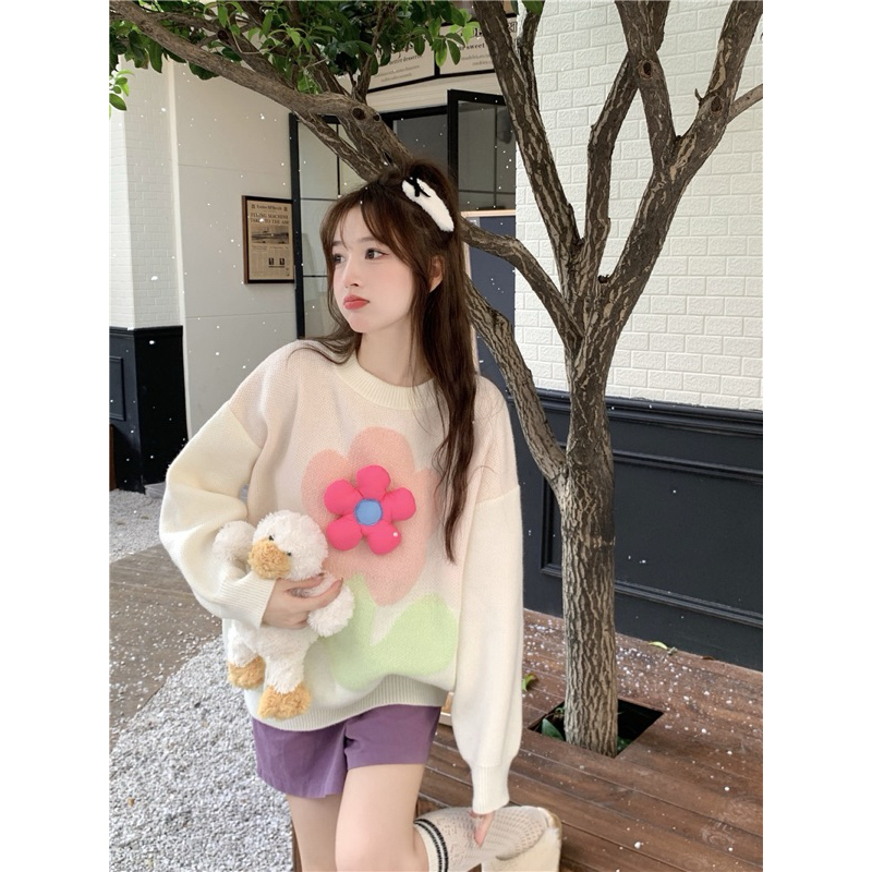 Áo len sweater cổ tròn hình bông hoa siêu xinh màu be và xanh pastel tôn da oversize dáng dấu quần ulzzang Hàn Quốc