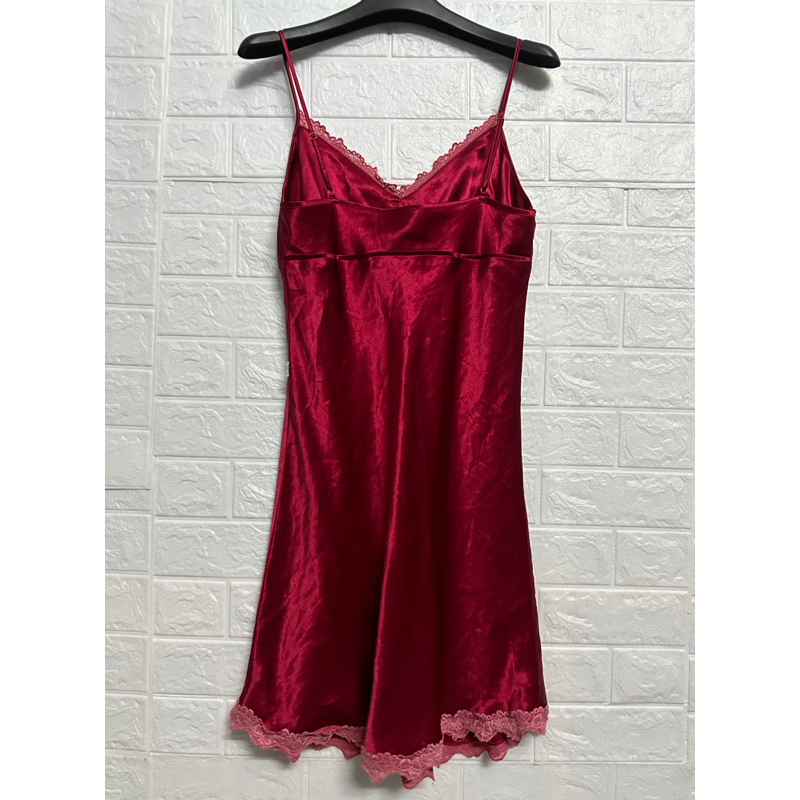 Đầm váy lụa ngủ pass