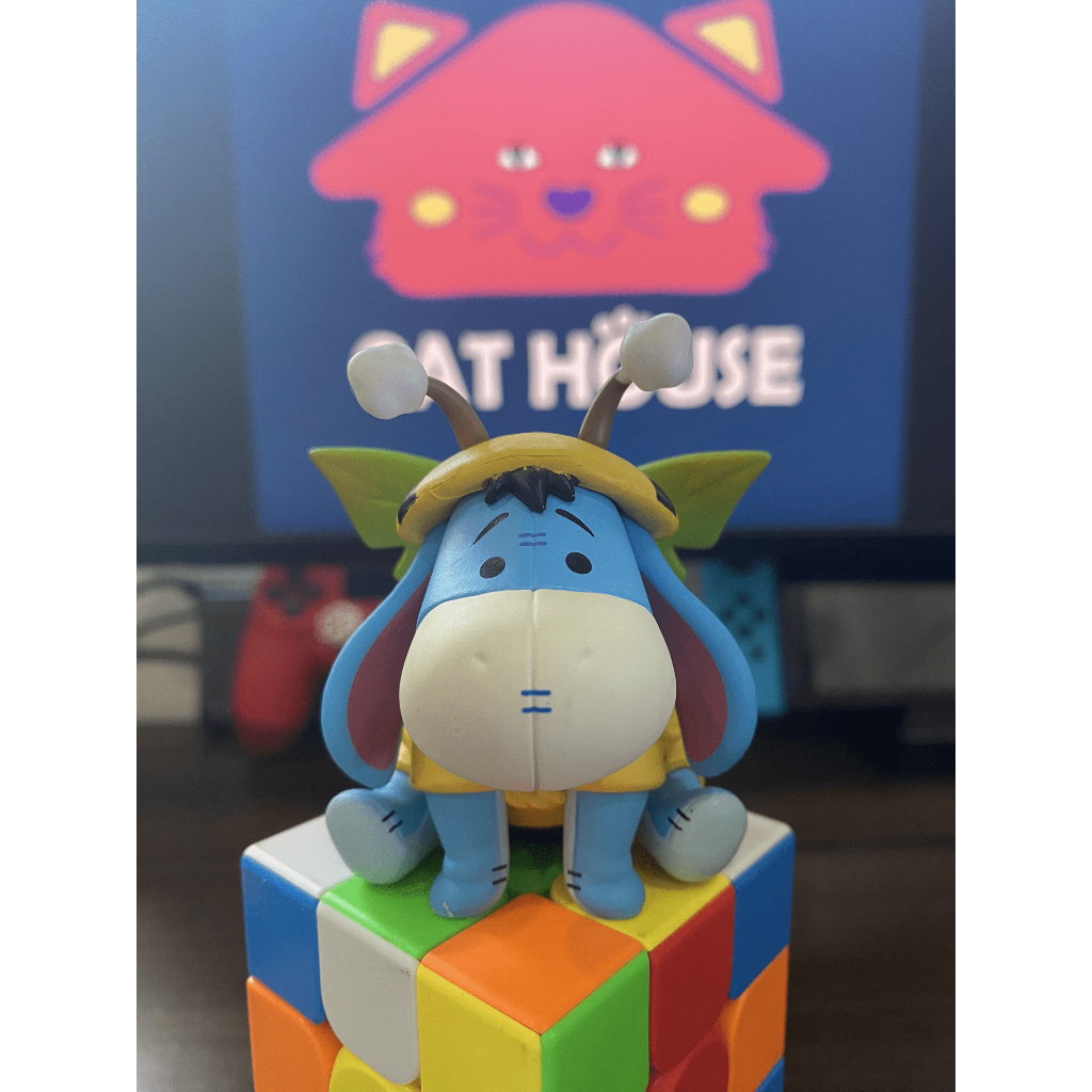 Đồ chơi mô hình Gấu Pooh nằm ngủ mô hình trang trí Gấu Pooh ăn mật ong mô hình quà tặng Gấu Pooh bông hoa