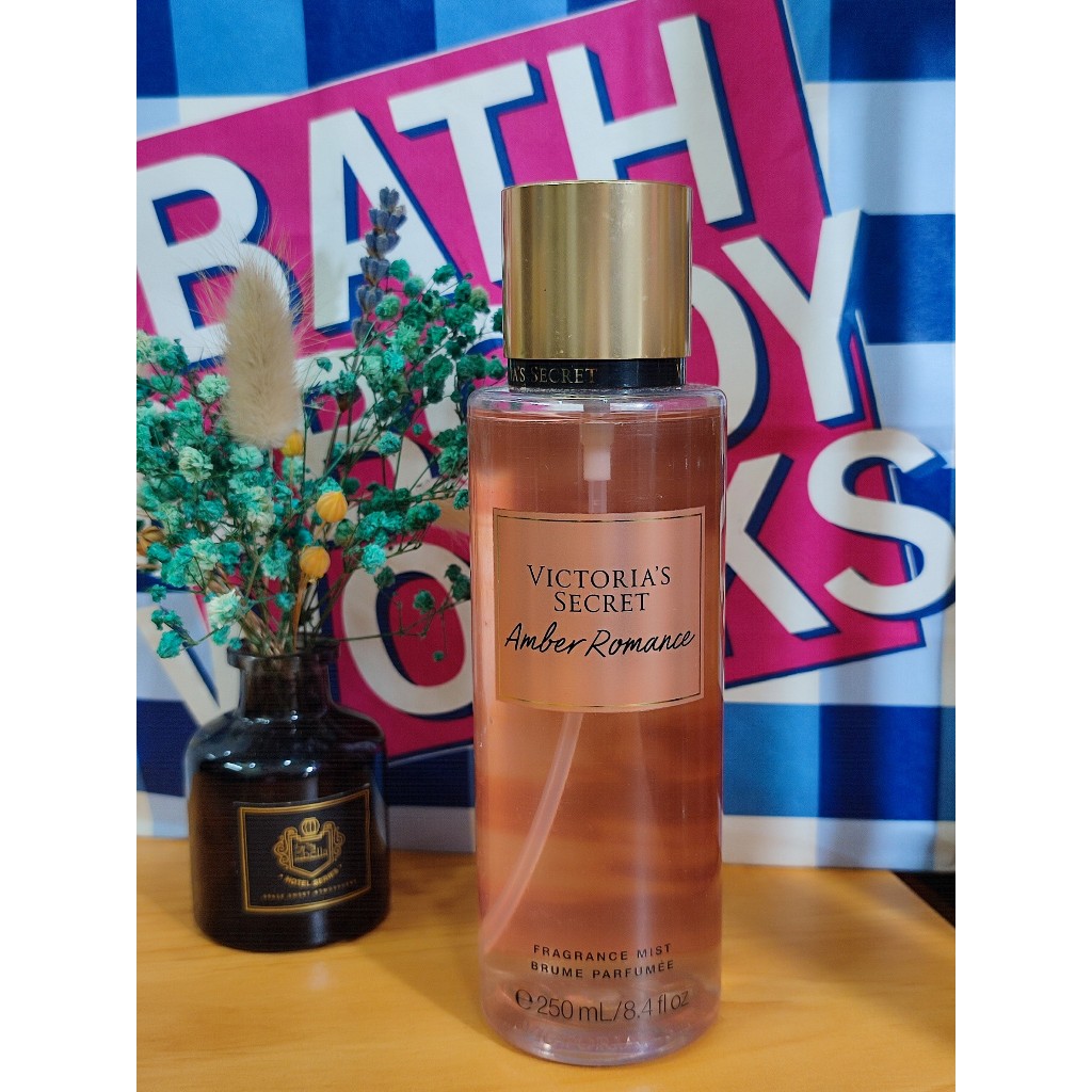 Xịt thơm amber romance Victoria