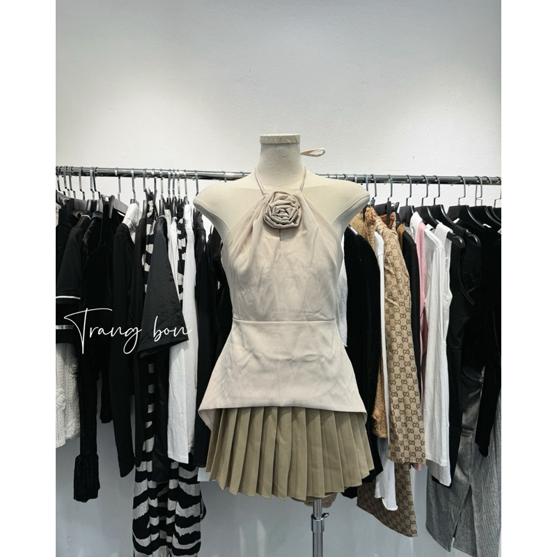 Set áo yếm pelum kèm cổ hoa mix chân váy xếp ly