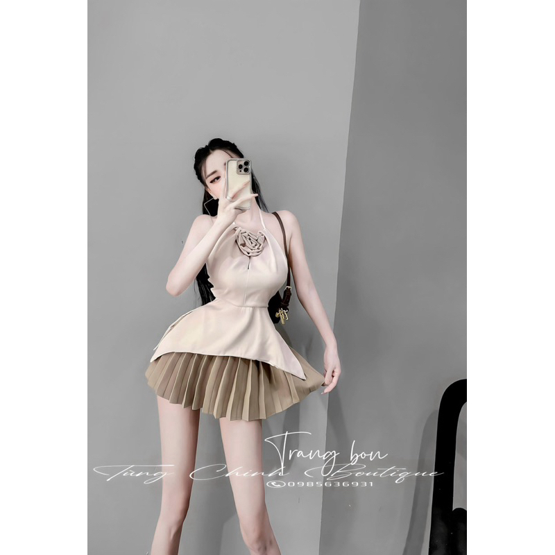 Set áo yếm pelum kèm cổ hoa mix chân váy xếp ly