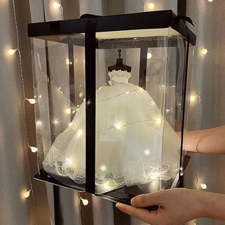 Hộp quà mô hình váy cưới quà tặng