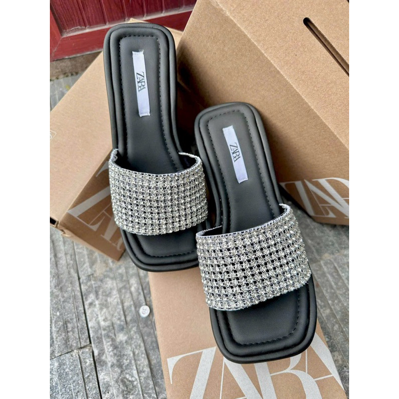 Dép xuồng đính đá zara