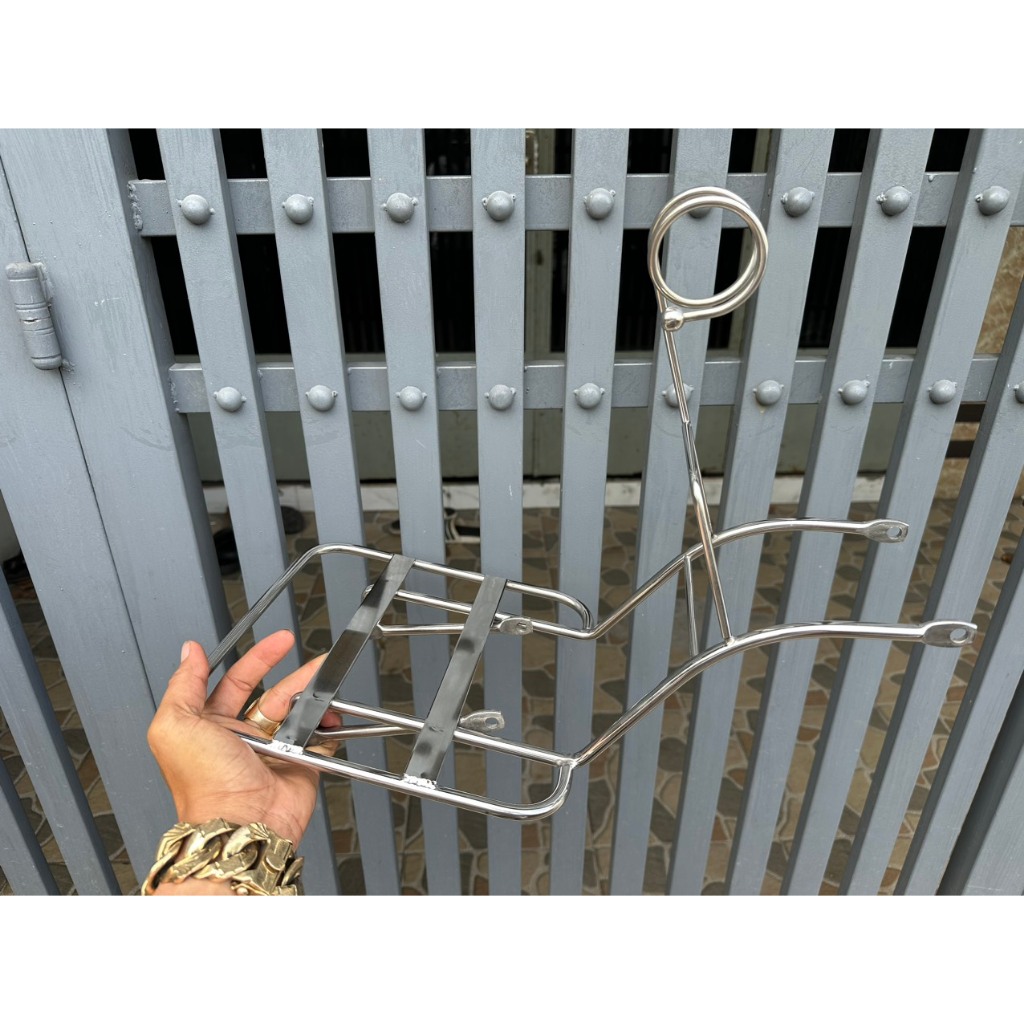 Baga đuôi heo, gắn giữa xe. Dành cho mọi loại xe Cub, Dame, DH, DD...