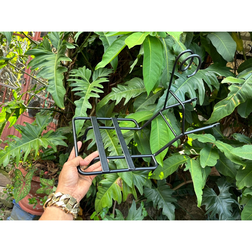 Baga đuôi heo, gắn giữa xe. Dành cho mọi loại xe Cub, Dame, DH, DD...