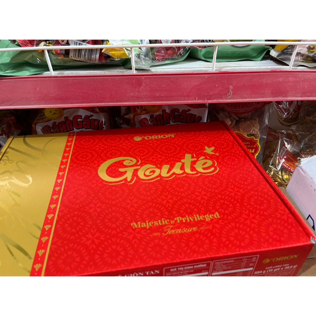 Hộp Bánh Quy Goute Mè Giòn Orion TẾT 15 Gói, 594g